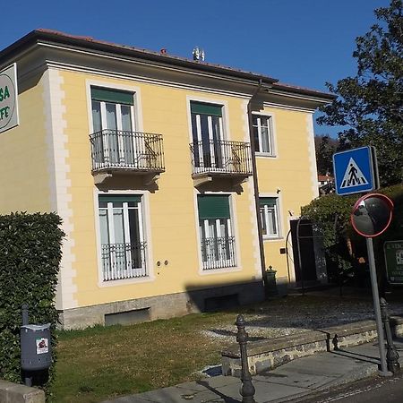 Casa Patrone Appartamento Luigi Nebbiuno Eksteriør bilde