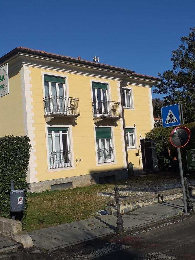 Casa Patrone Appartamento Luigi Nebbiuno Eksteriør bilde